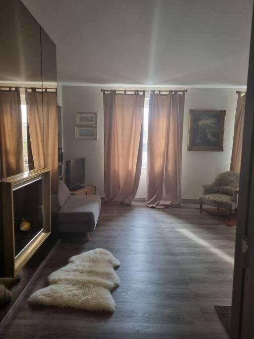 L'Ourse, Epinal,Tres Bel Appartement Quartier Port Eksteriør billede