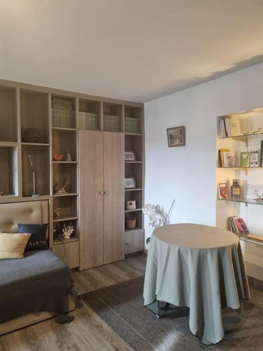L'Ourse, Epinal,Tres Bel Appartement Quartier Port Eksteriør billede